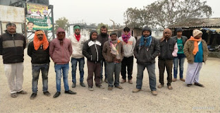 भारत नेपाल बॉर्डर पर आवाजाही लगातार बंद होने से नाराज नेपाली नागरिकों ने किया प्रदर्शन। भारत नेपाल बॉर्डर पर आवाजाही लगातार बंद होने से नाराज नेपाली नागरिकों ने किया प्रदर्शन।