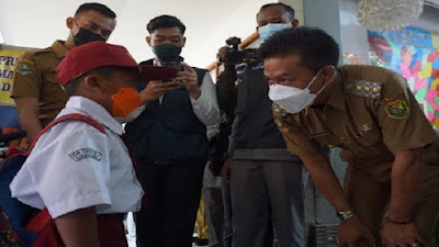  Bupati Dadang Supriatna Pantau Hari Pertama PTM Terbatas