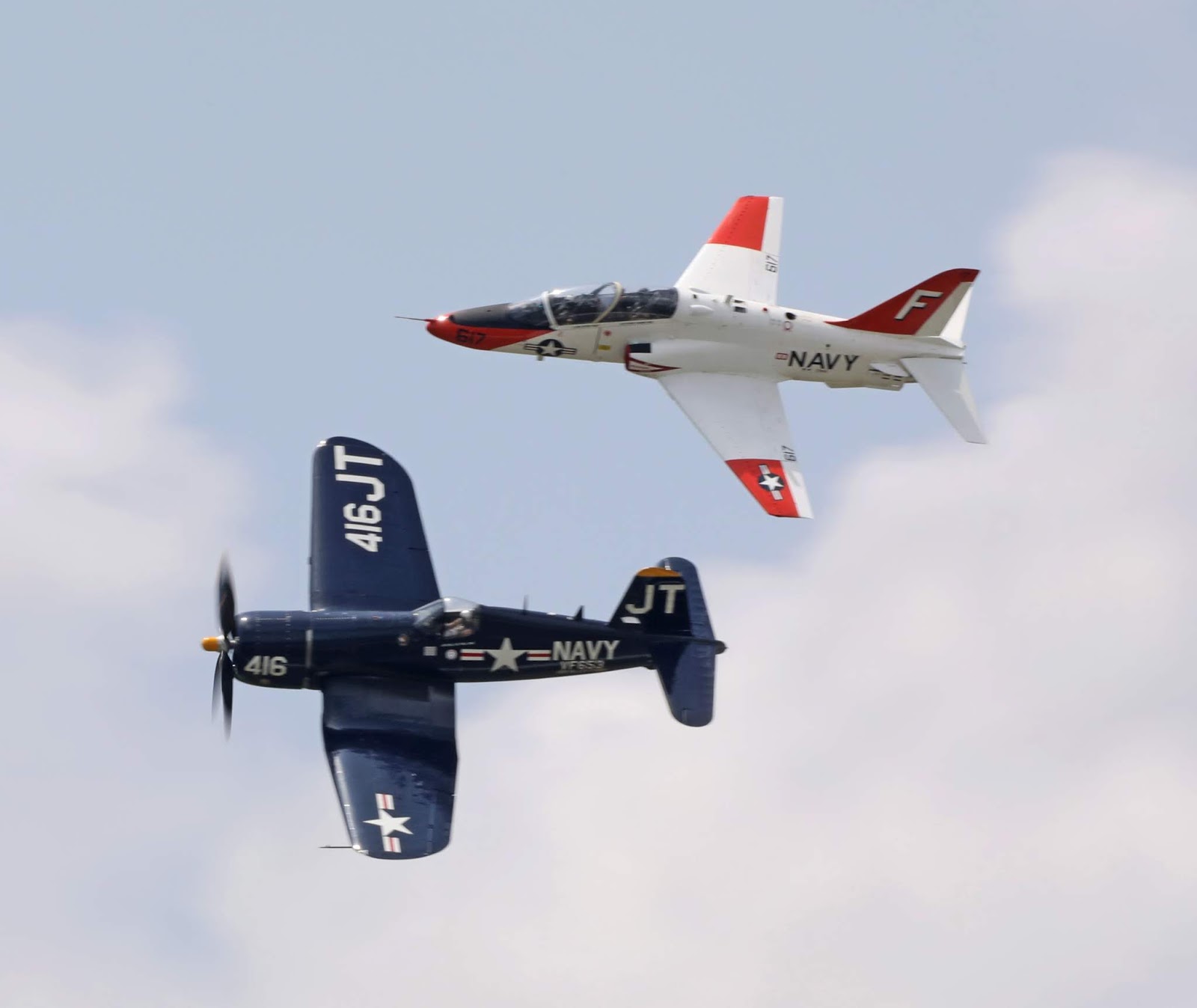 Guest Post Quad City Airshow Features FirstRate Aerial Entertainment