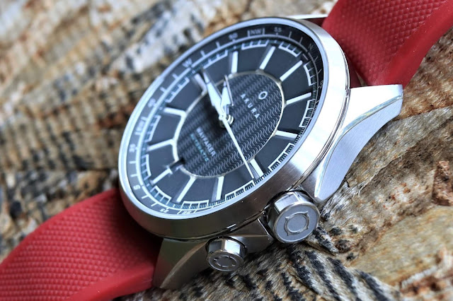 Akura Wayfarer side Akura Wayfarer side