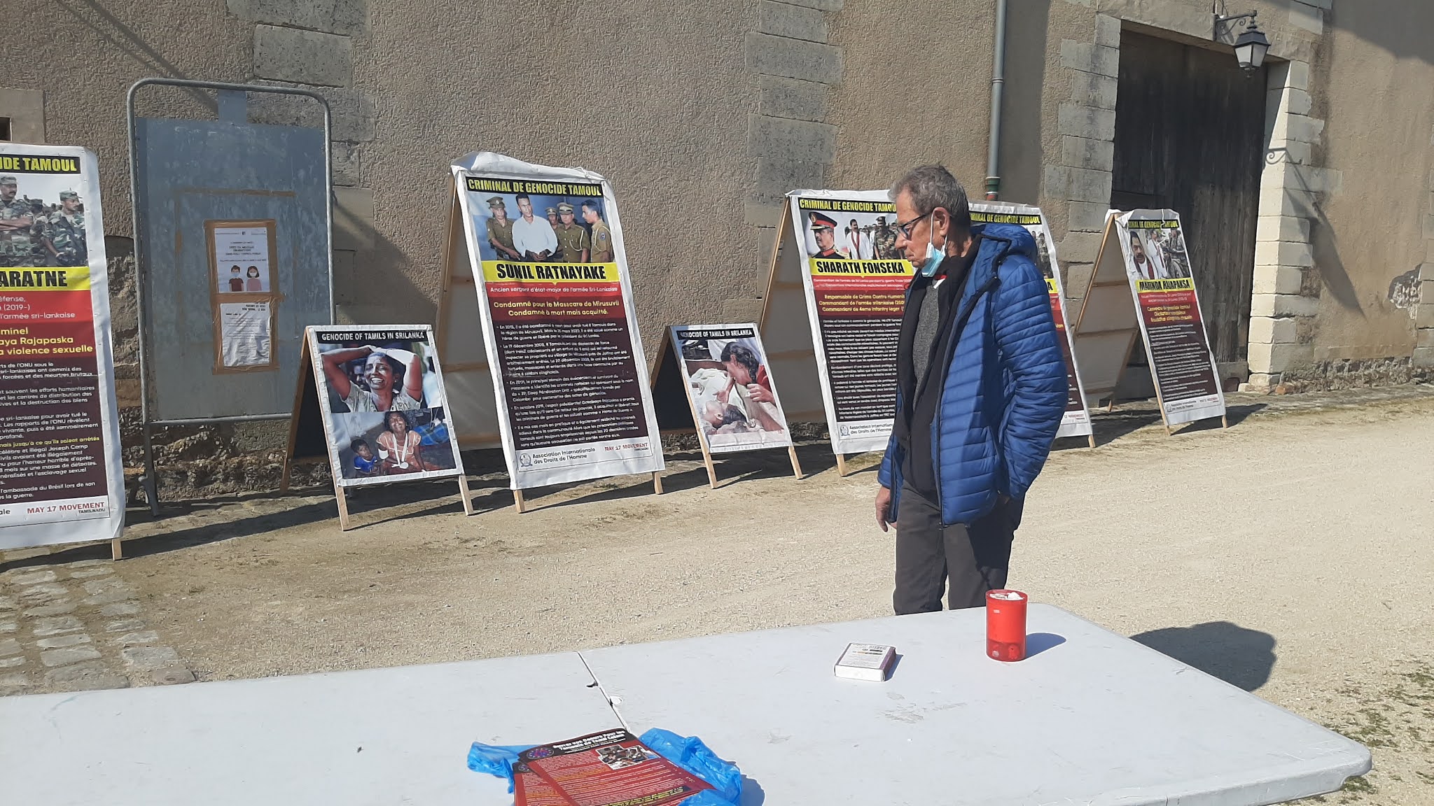 பிரான்சு MandreslesRoses நகரசபை முன் தமிழினப்படுகொலைக்கு நீதி கோரிப்