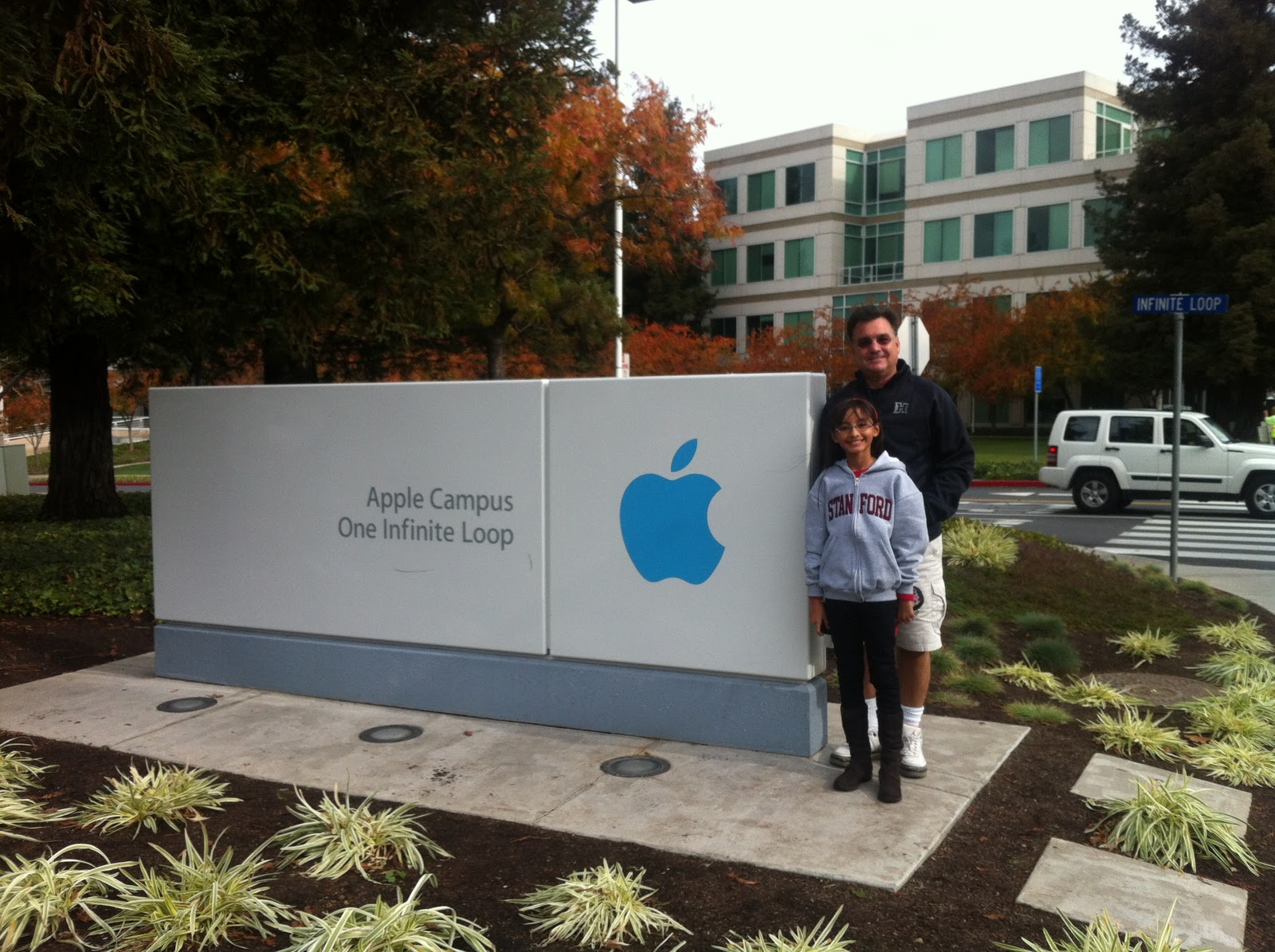 GREAT EATS HAWAII APPLE CAMPUS AND HEADQUARTERS CUPERTINO, CA