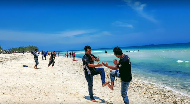 Pantai Remen Tuban : Harga tiket, Lokasi dan Fasilitas