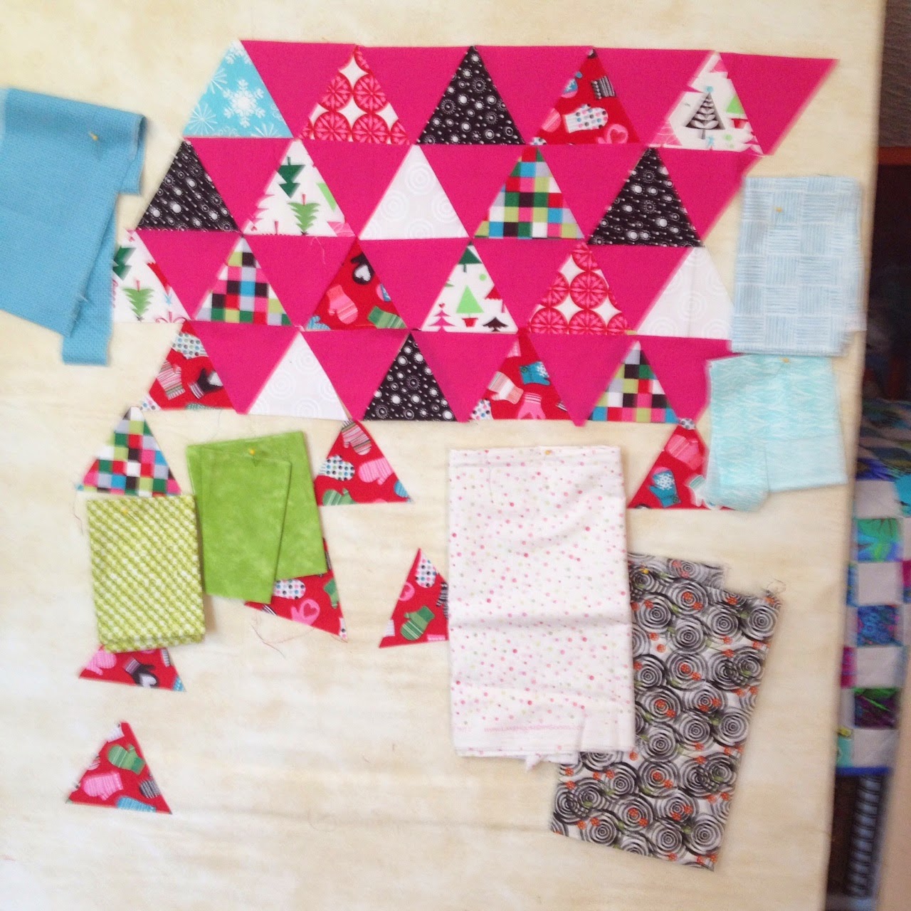 Studio Dragonfly: Hot Pink Holiday Quilt