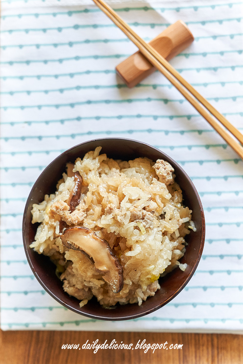dailydelicious: Steamed sticky rice with Shiitake: Shiitake Okowa
