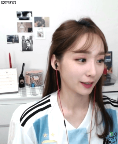 유니폼 입고 미모 뽐내는 나미춘 윤태진