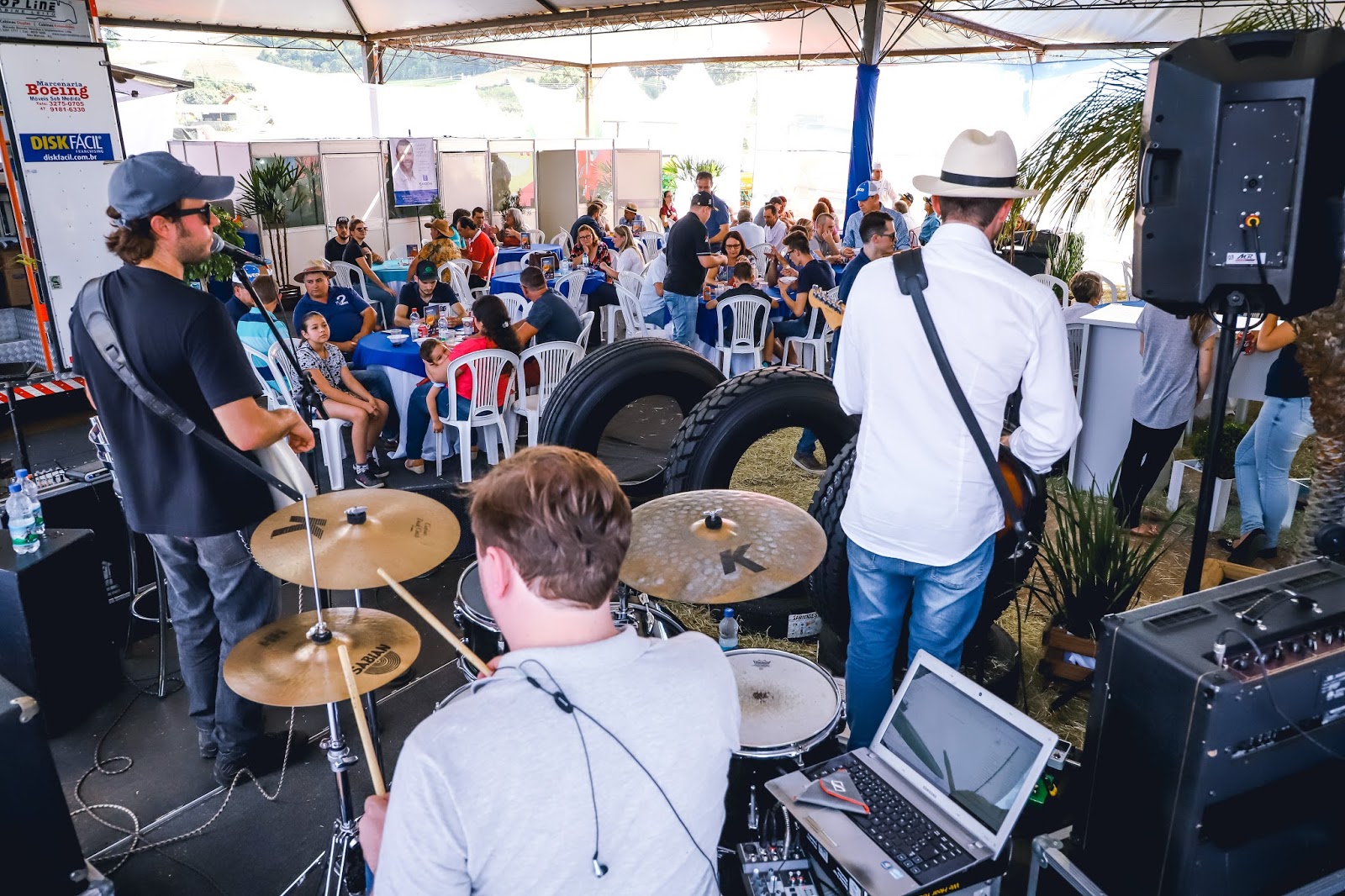Carboni Iveco e Randon Compasi estarão juntos na ExpoFemi 2018 4 Carboni Iveco e Randon Compasi estarão juntos na ExpoFemi 2018 Carboni %2B%2528386%2529