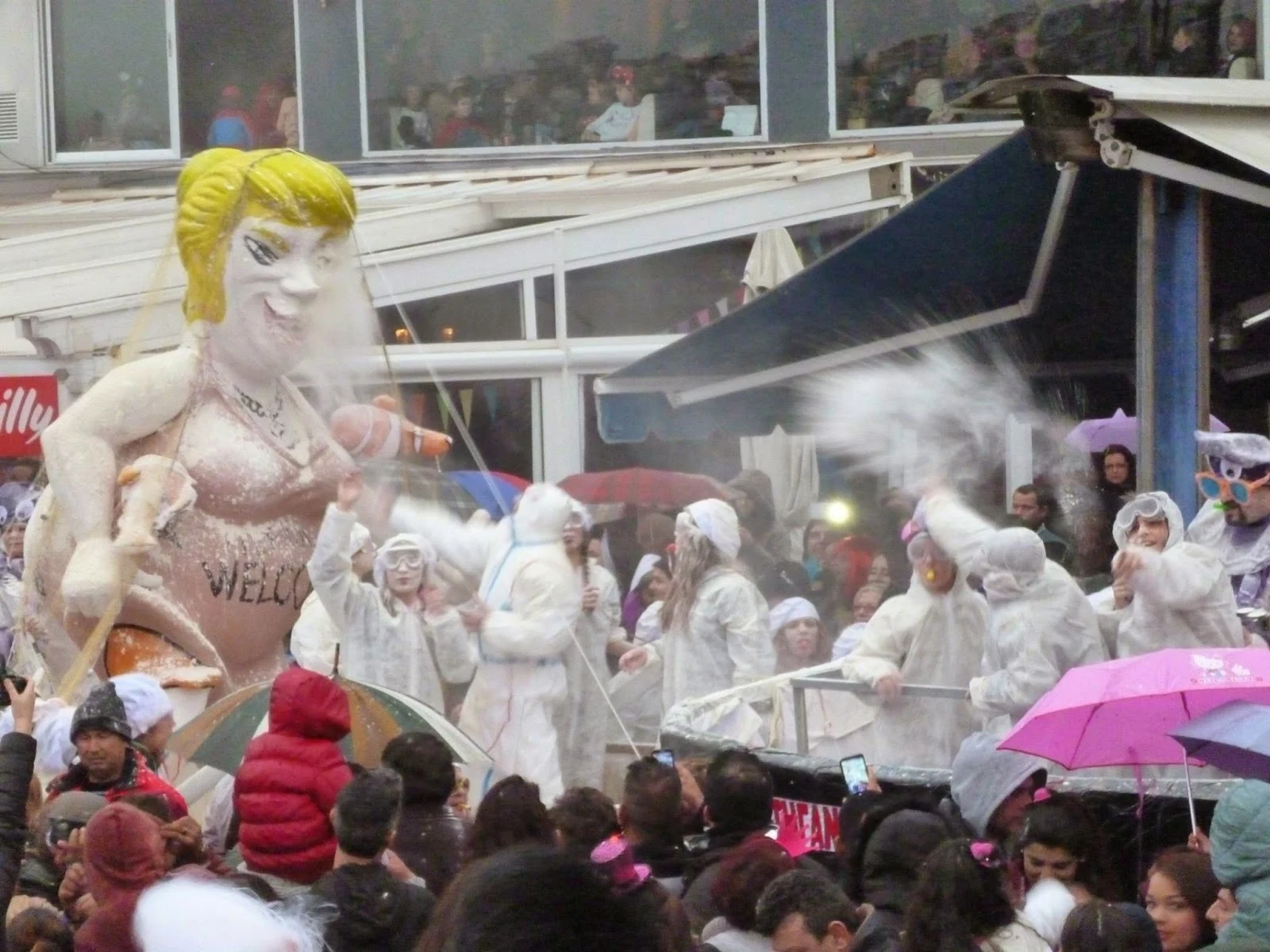 Χαλκίδα: Η βροχή δεν πτόησε… το Θαλασσινό Καρναβάλι (ΦΩΤΟ & ΒΙΝΤΕΟ)
