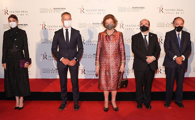 Queen Sofia of Spain attended the opening of the 2021-2022 season of the Royal Theatre in Madrid