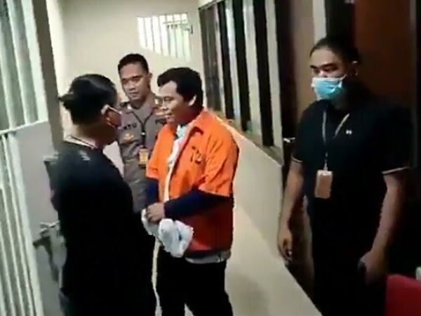 Ustadz Maaher Rekan Satu Sel Wafat, Gus Nur Mohon Penangguhanan Penahanan