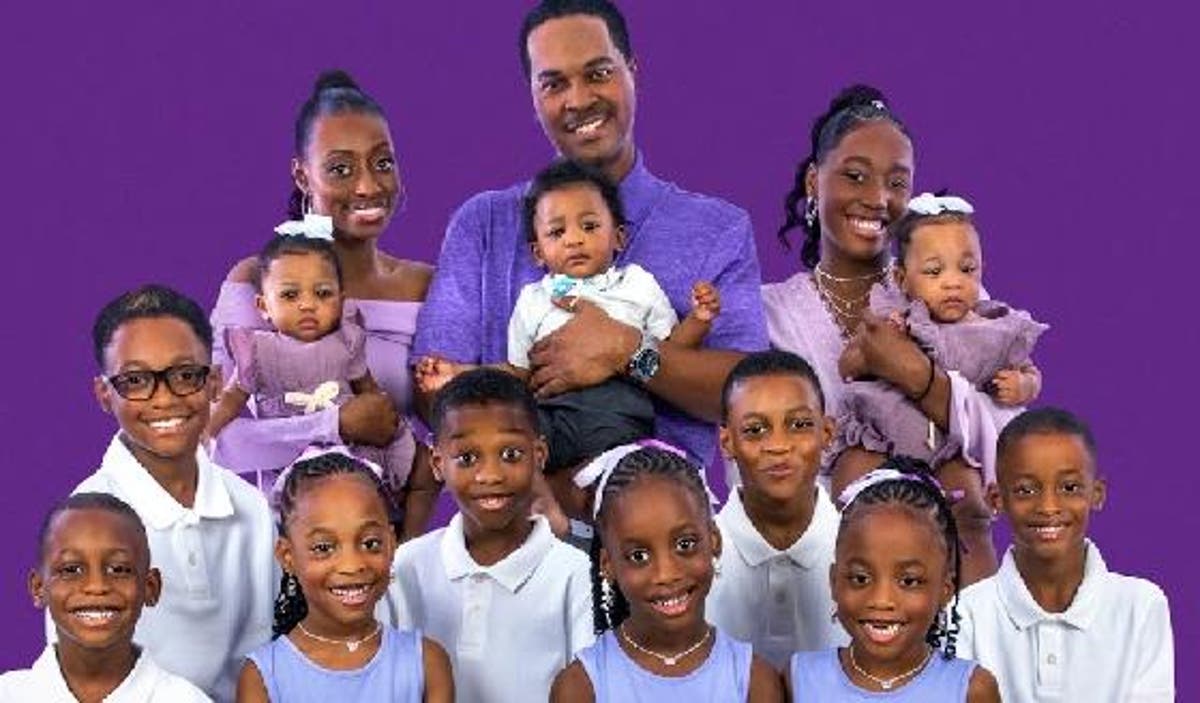 Meet The Huge Family Of 14 Which Has Quintuplets Triplet And Two Sets meet-the-huge-family-of-14-which-has-quintuplets-triplet-and-two-sets