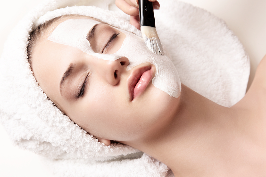 Visit the Leading Salon for Full Face Waxing Services in Orlando