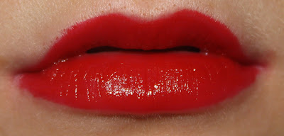 swatch Clarins Paris Moisturizing Long-Wearing Lipstick #716