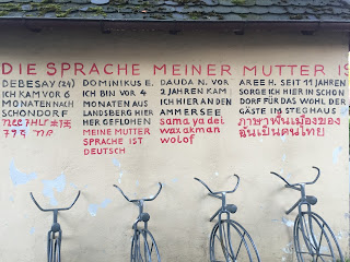 Projekt "Die Sprache meiner Mutter" Migranten am Ammersee