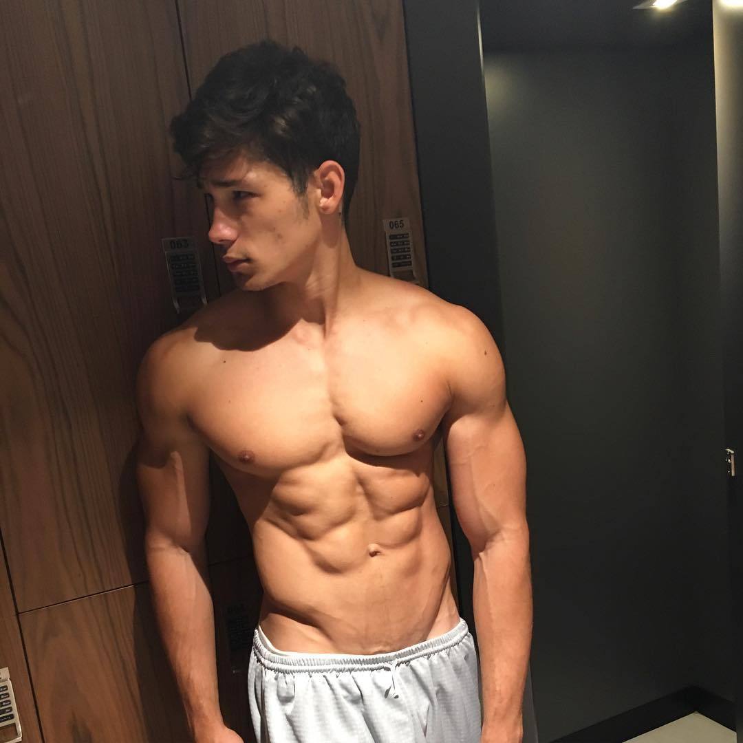 classic-fit-teen-college-bro-shirtless-abs-body