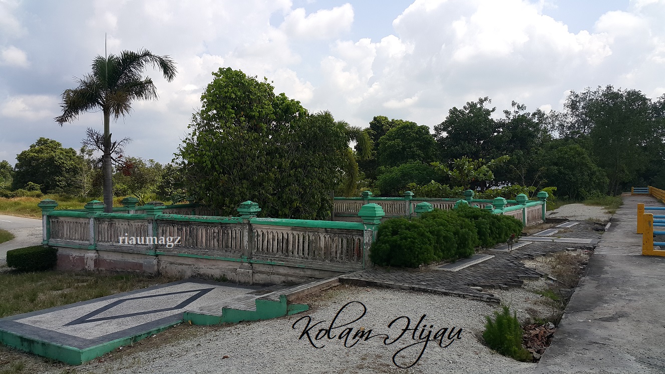 Objek Wisata Riau Kolam Hijau Kabupaten Siak RiauMagz