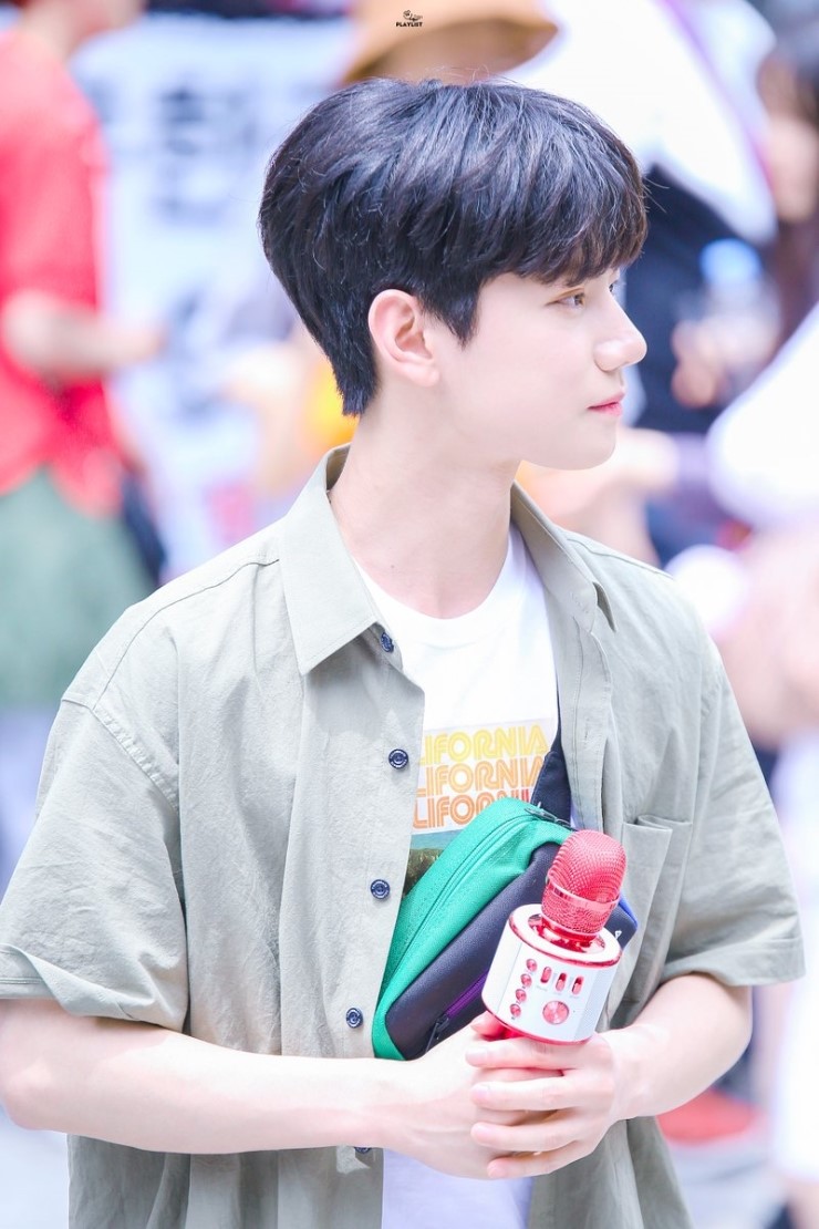 우진영 박우담 그룹 개인별 컨셉포토 모음 + 주말 홍대 사진 | 인스티즈