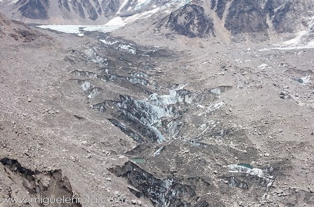 Glaciar-Khumbu-Himalaya-Nepal