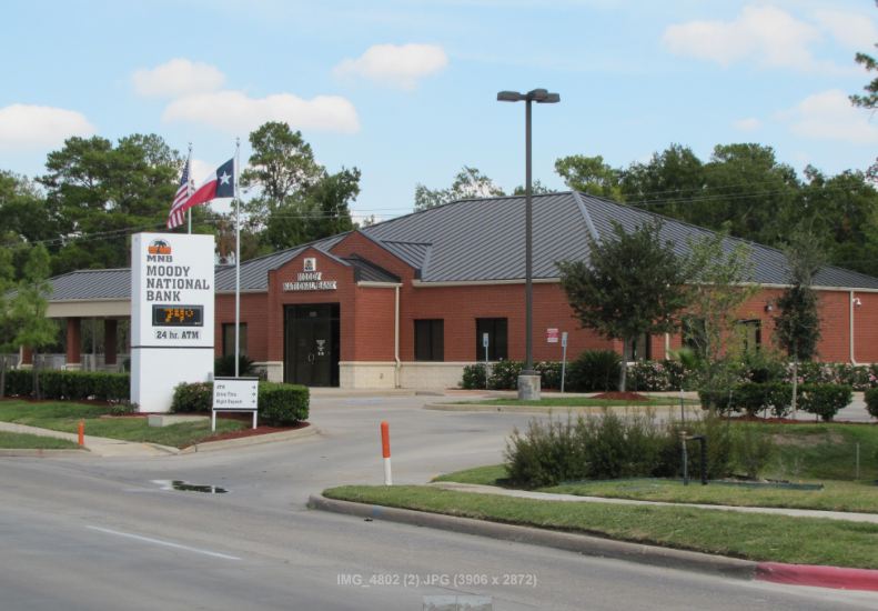 HTownWest Photo Blog Moody National Bank branch on Eldridge Parkway