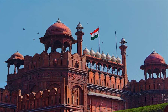 Red Fort in Hindi