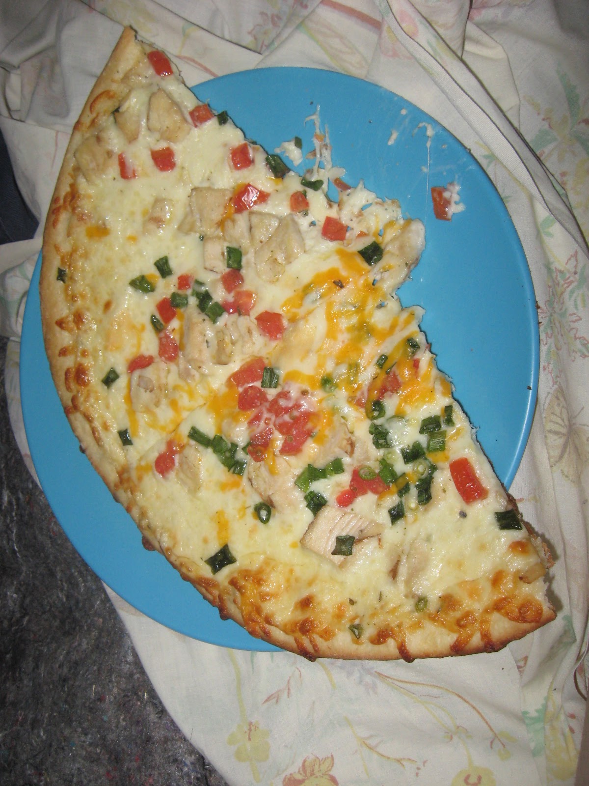 Yet Another Mommy Blog: A Review of Papa Murphy's Pizza: Garlic Chicken