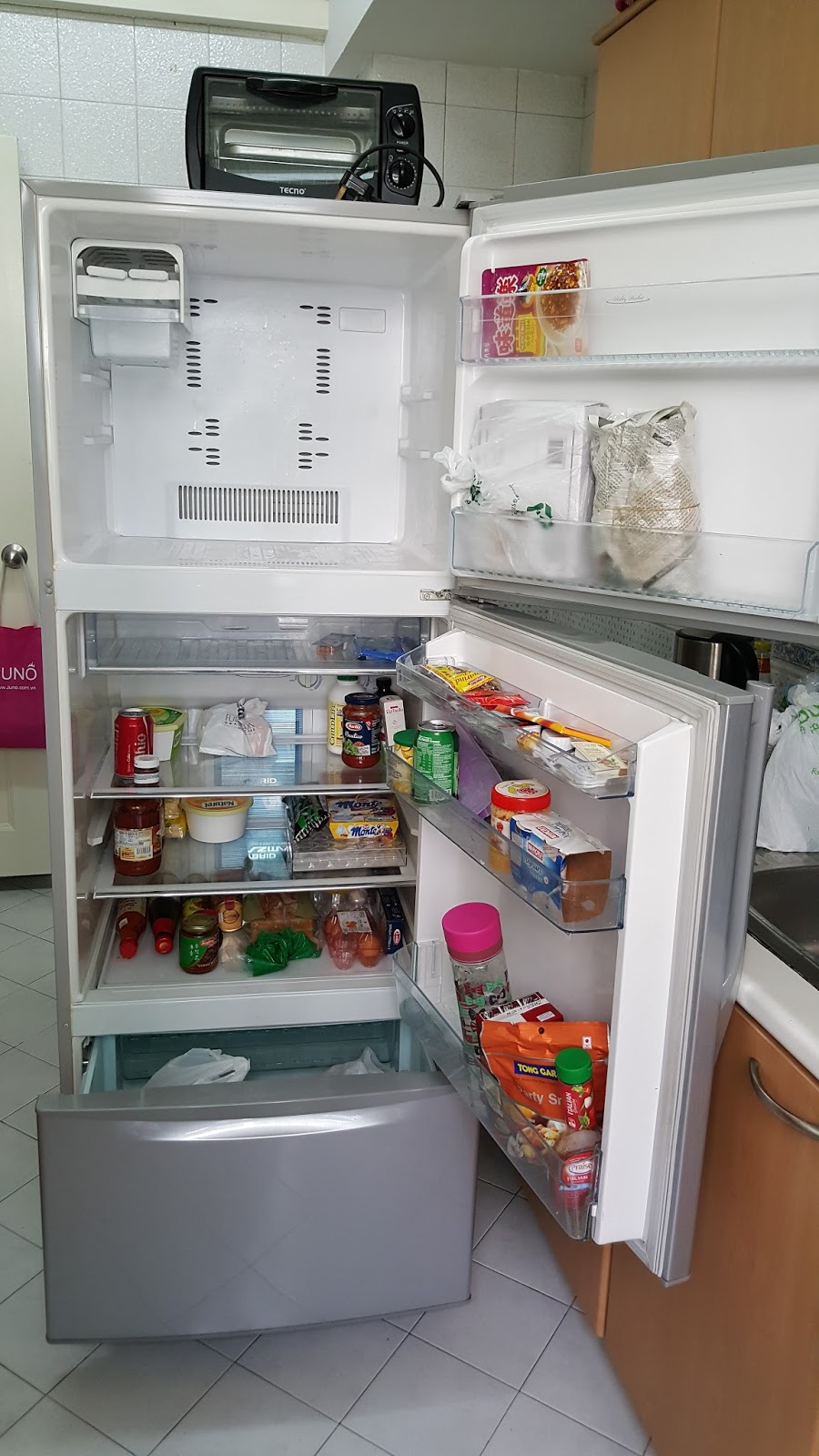 Fridge repair Refrigerator repair Singapore Toshiba Fridge Repair