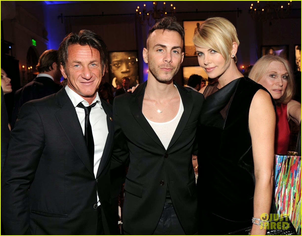 Celeb Diary: Charlize Theron @ Sean Penn & Friends Help Haiti Home Gala