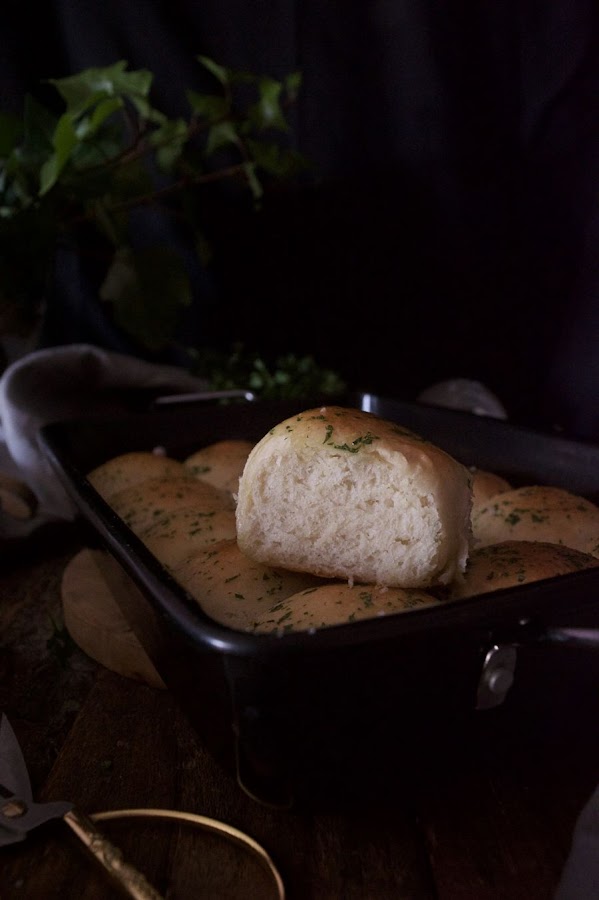 bollitos-de-ajo-y-perejil-rellenos-de-jamon-de-york-receta-express