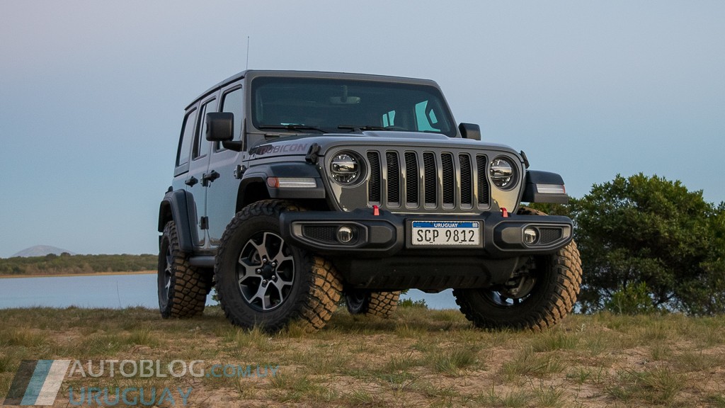 Autoblog Uruguay : Prueba: Jeep Wrangler Unlimited Rubicon   V6 AT8 4WD (JL)