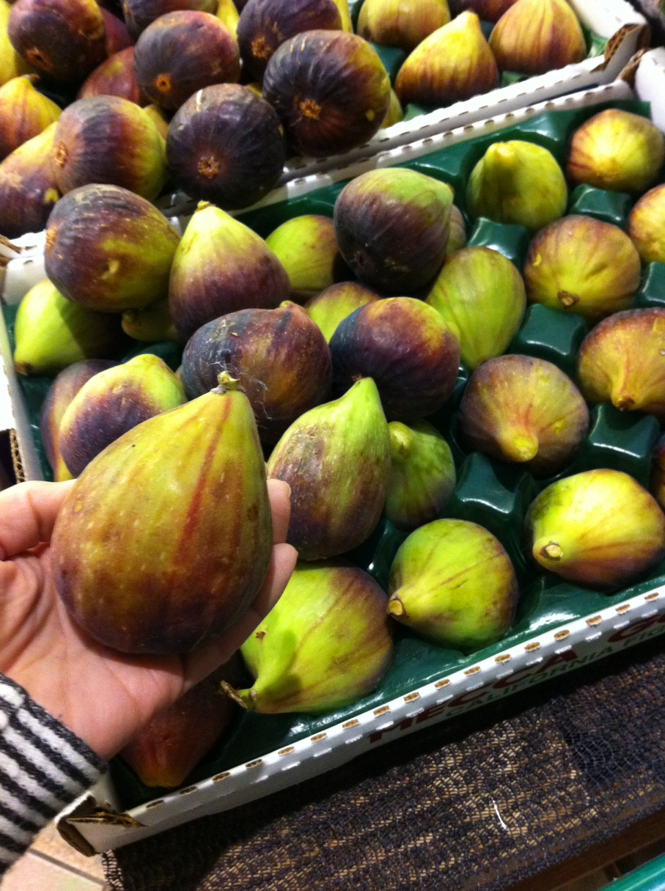 The Enchanted Cook: All About Figs plus a Fig and Goat Cheese Stuffed ...