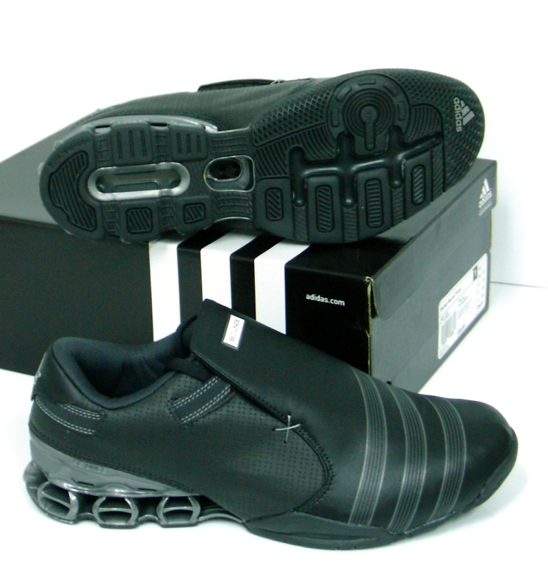 Ardepot: Zapatillas Adidas Modelo Mactelo Bounce Trainer Negro