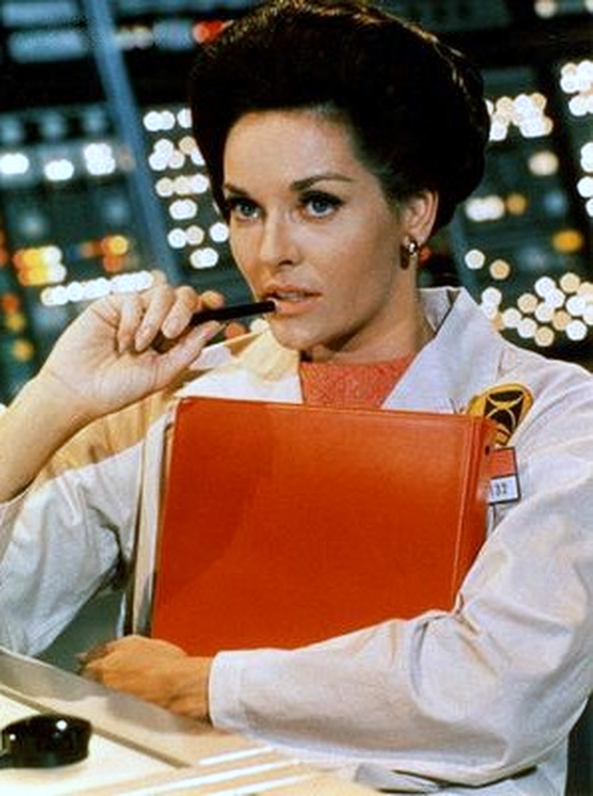 Babe of the day - lee meriwether. 