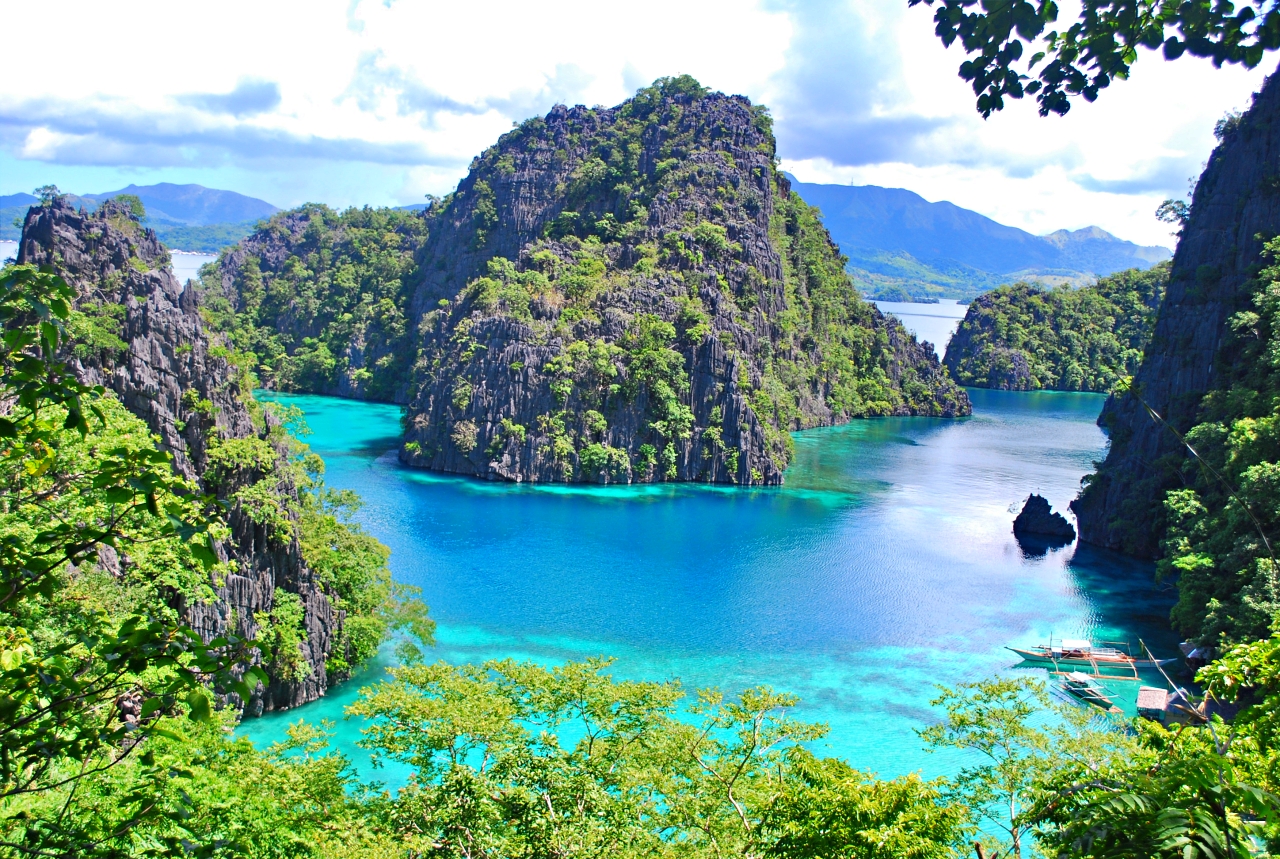 Kayangan Lake: Coron, Palawan - Nomadic Experiences