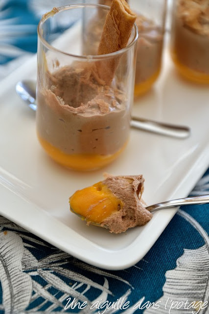 Verrine crème d'abricot "les 4 saisons"-mousse pralinée