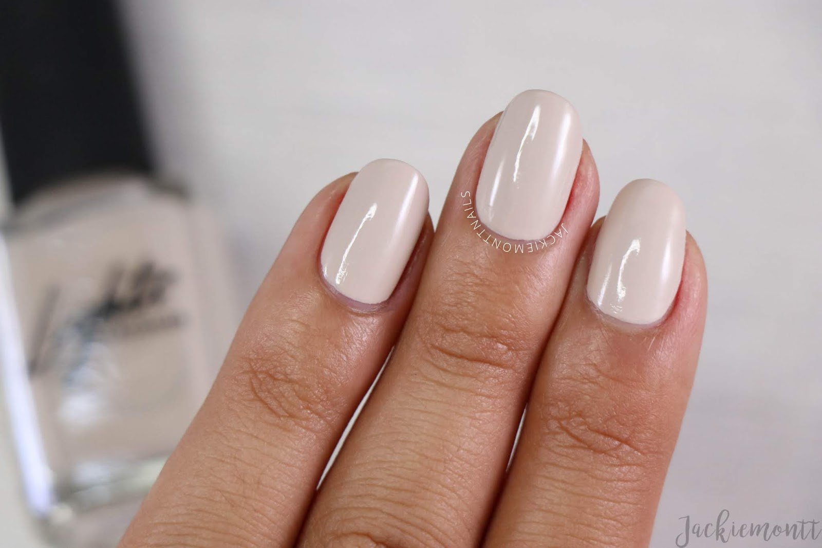 Lights Lacquer Y.N.B.B. Swatch and Review [Spring 2020] JACKIEMONTT