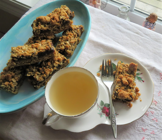 Classic Date Squares