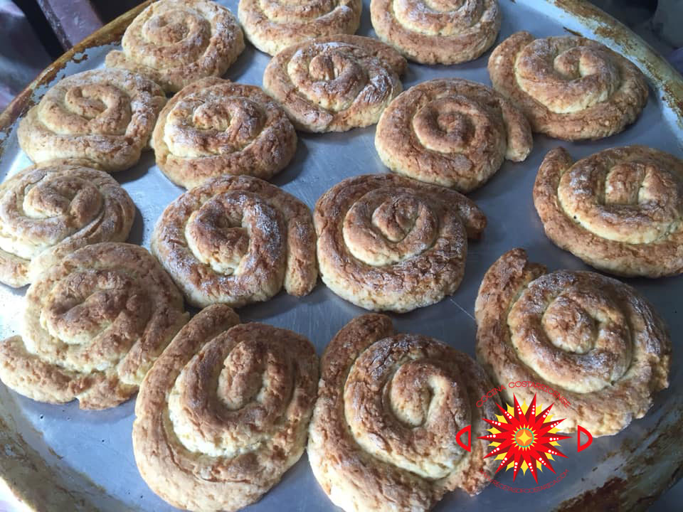Cocina Costarricense: roscas de coco