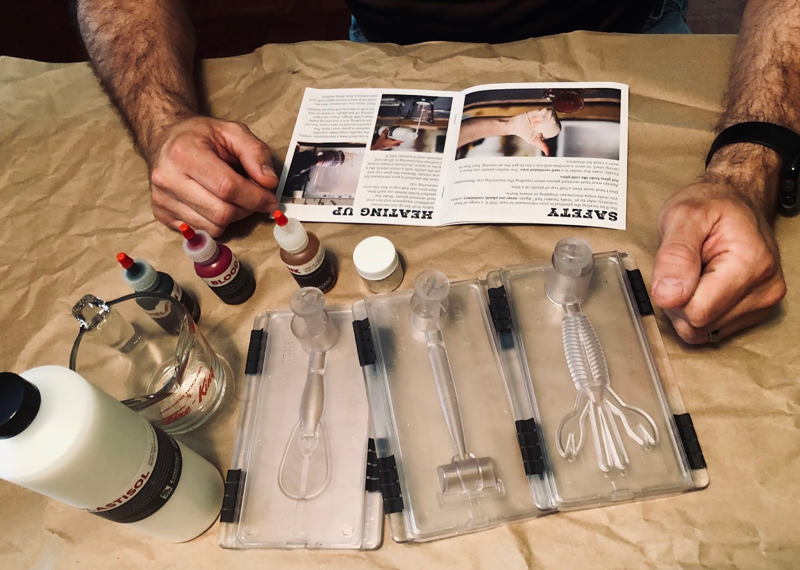 Stacy Talks & Reviews Lure Making Kit from Man Crates