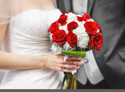 red and white wedding flowers