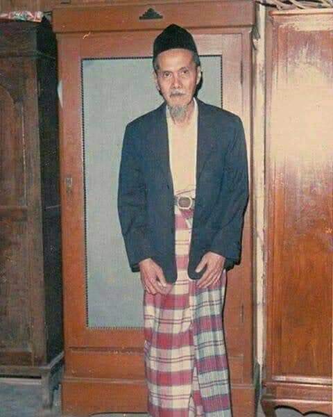 Pernyataan Ulama Nusantara Kyai Fadhol As-Senori At-Tubani: SYAMSUL MA