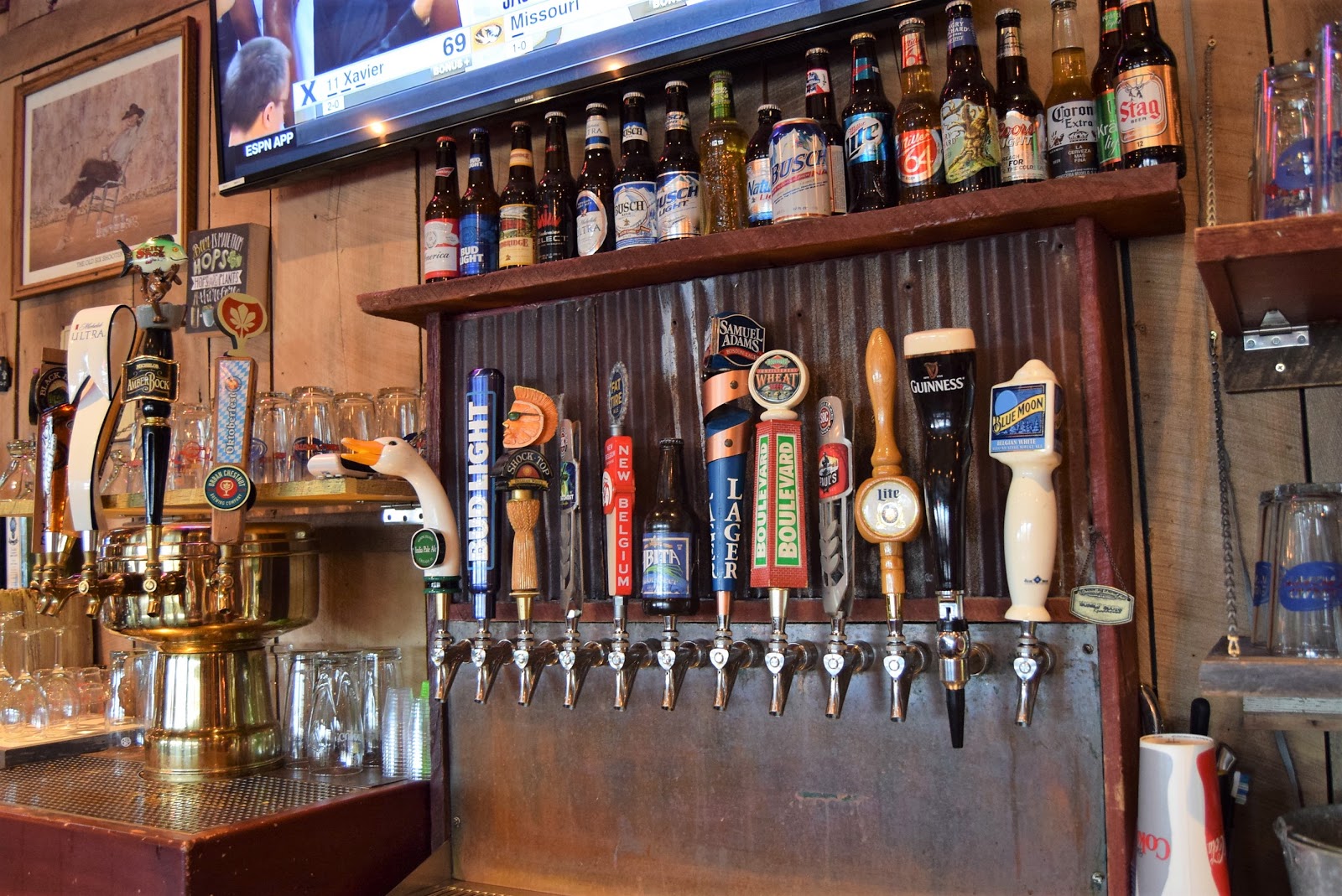 Wobbly Boots Roadhouse We're Proud to Feature Local Missouri Beers on