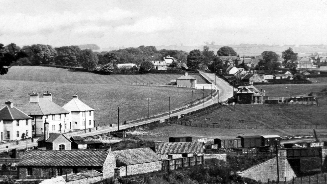 Tour Scotland Old Photograph Sandy Brae Road Kennoway Fife Scotland