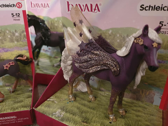 schleich-bayala-unicorns-pegasus