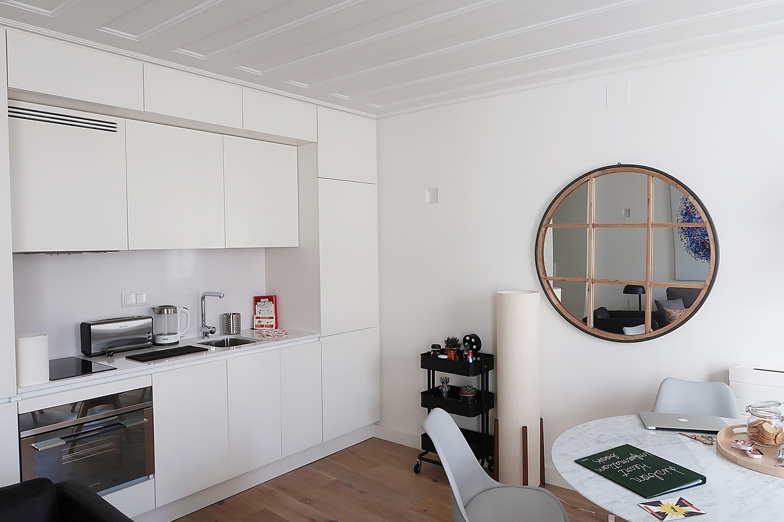 Modern Apartment in Lively Heart of Lisboa