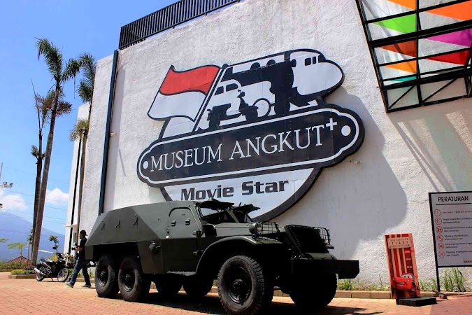 Rute Lokasi Dan Harga Tiket Masuk Museum Angkut Malang