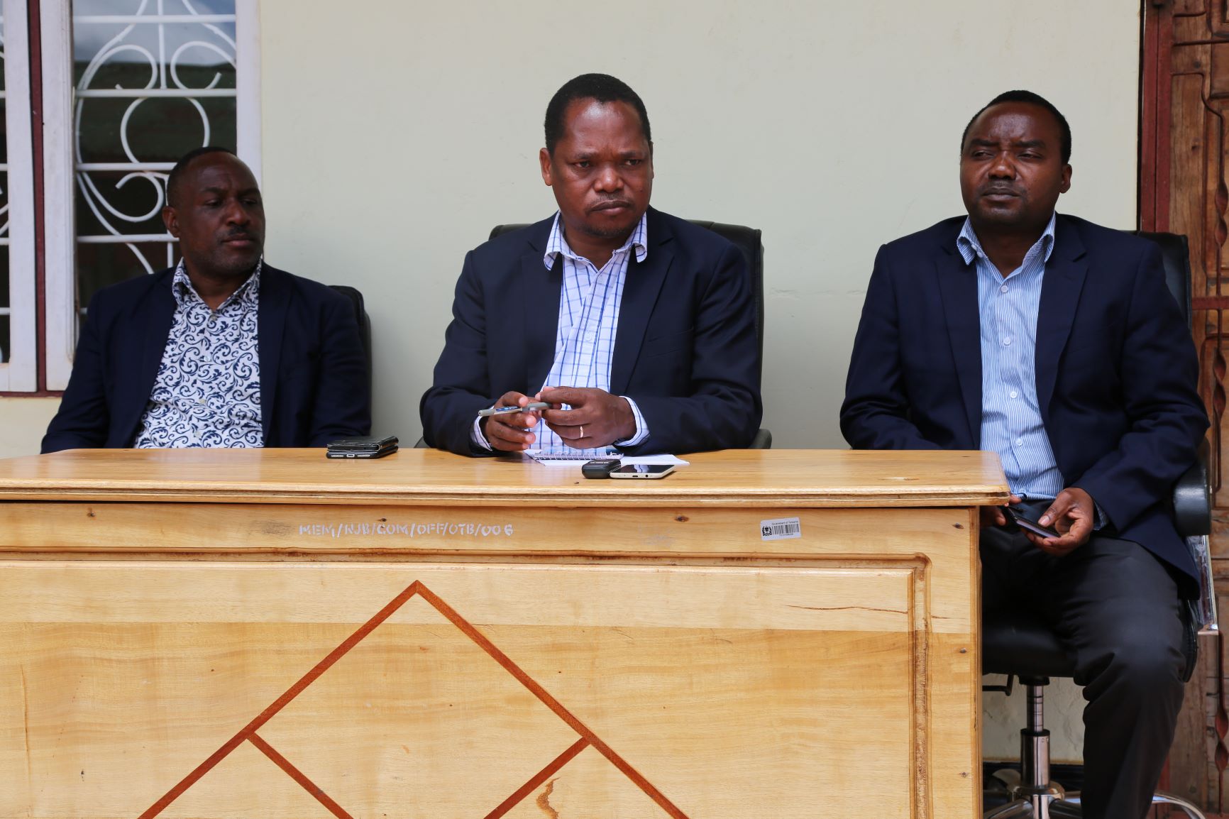 WIZARA YA MADINI YAAGIZA UKAGUZI LESENI ZA MADINI NJOMBE