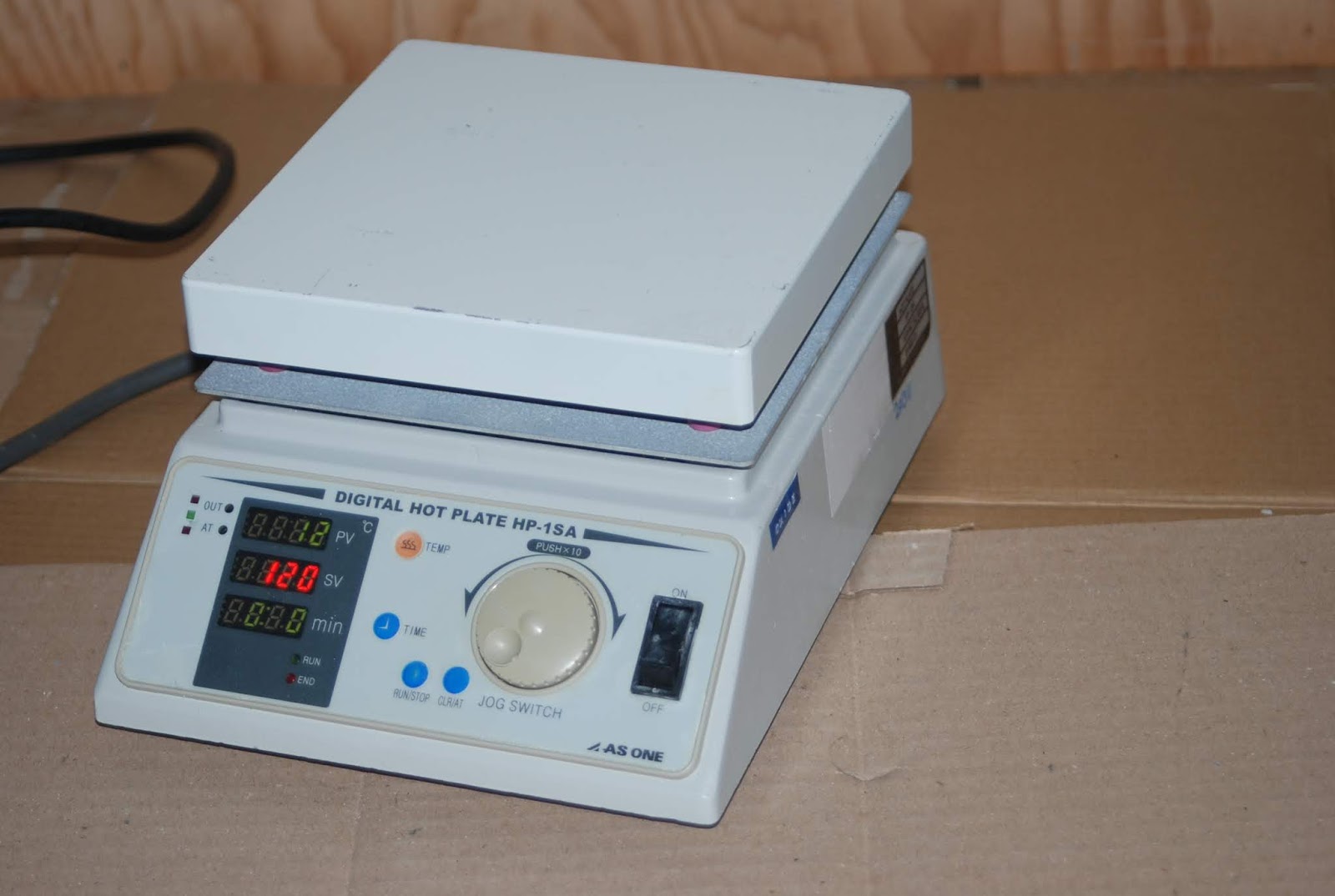 EquipmentHolic AS ONE DIGITAL HOT PLATE HP1SA
