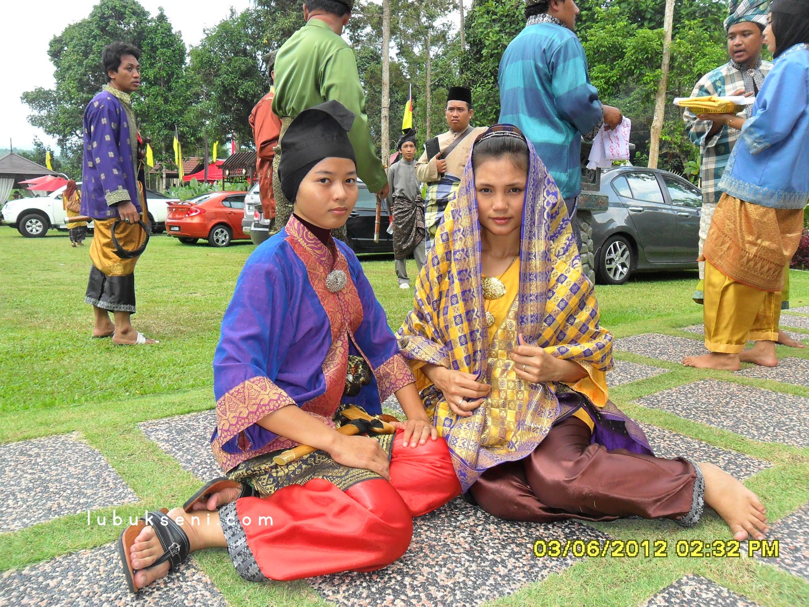 Berbusana Pahlawan Melayu di Ladang Alam Warisan.
