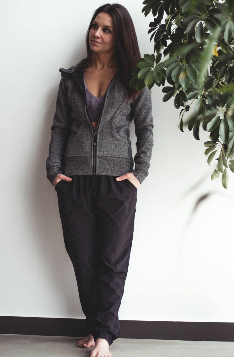 http://www.anrdoezrs.net/links/7680158/type/dlg/http://shop.lululemon.com/products/clothes-accessories/athletic-pants/Namaskar-Pant-II?cc=17395&sli=1