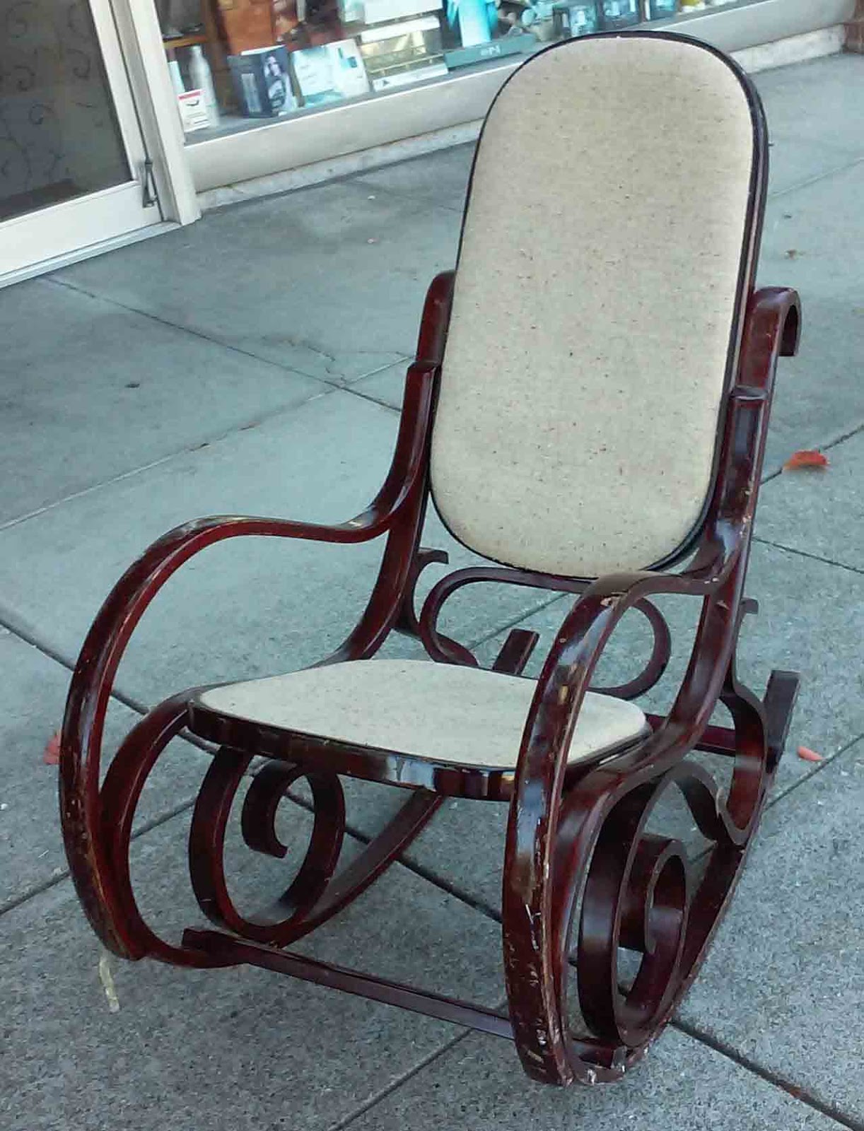 UHURU FURNITURE & COLLECTIBLES SOLD **REDUCED** Bentwood Rocker 20